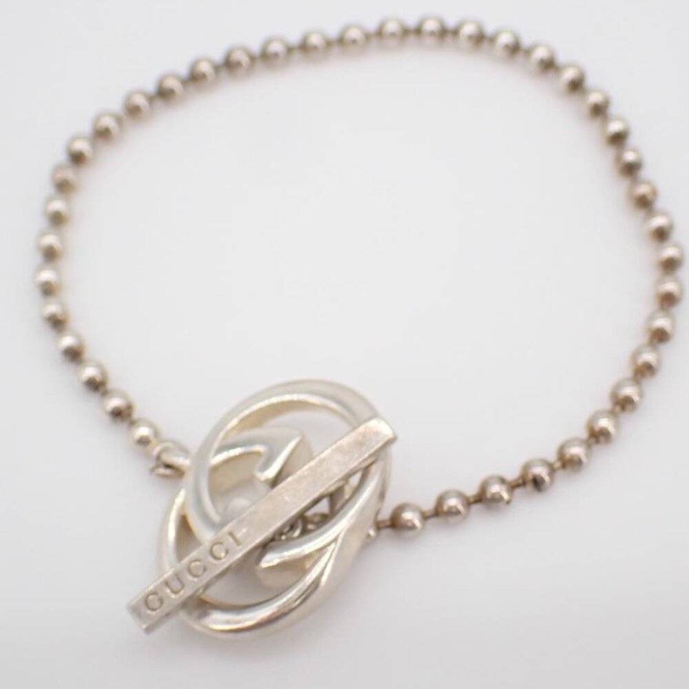 Gucci Interlocking G Toggle Necklace - image 3